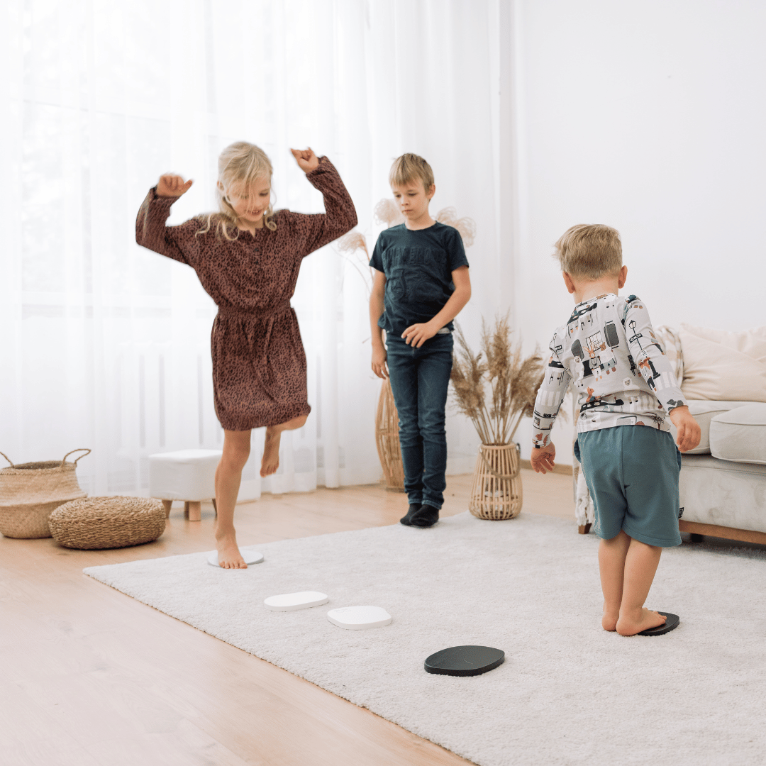 Tipi • Montessori Balans Stapstenen: Zwart en wit