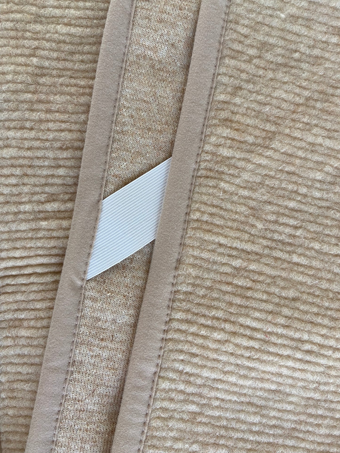 Onderlegger ledikant Ribstructuur - 100% Merinowol 🫧